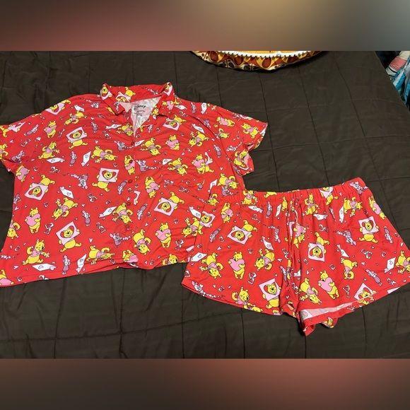 Womens Disney Pooh & Piglet short set pjs..size 2XL shirt & size XL shorts.. - Picture 1 of 9